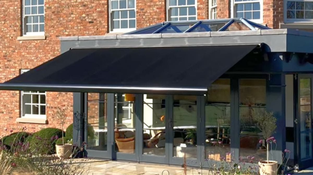 What's the Difference Between a Cassette Awning and a Standard Awning?