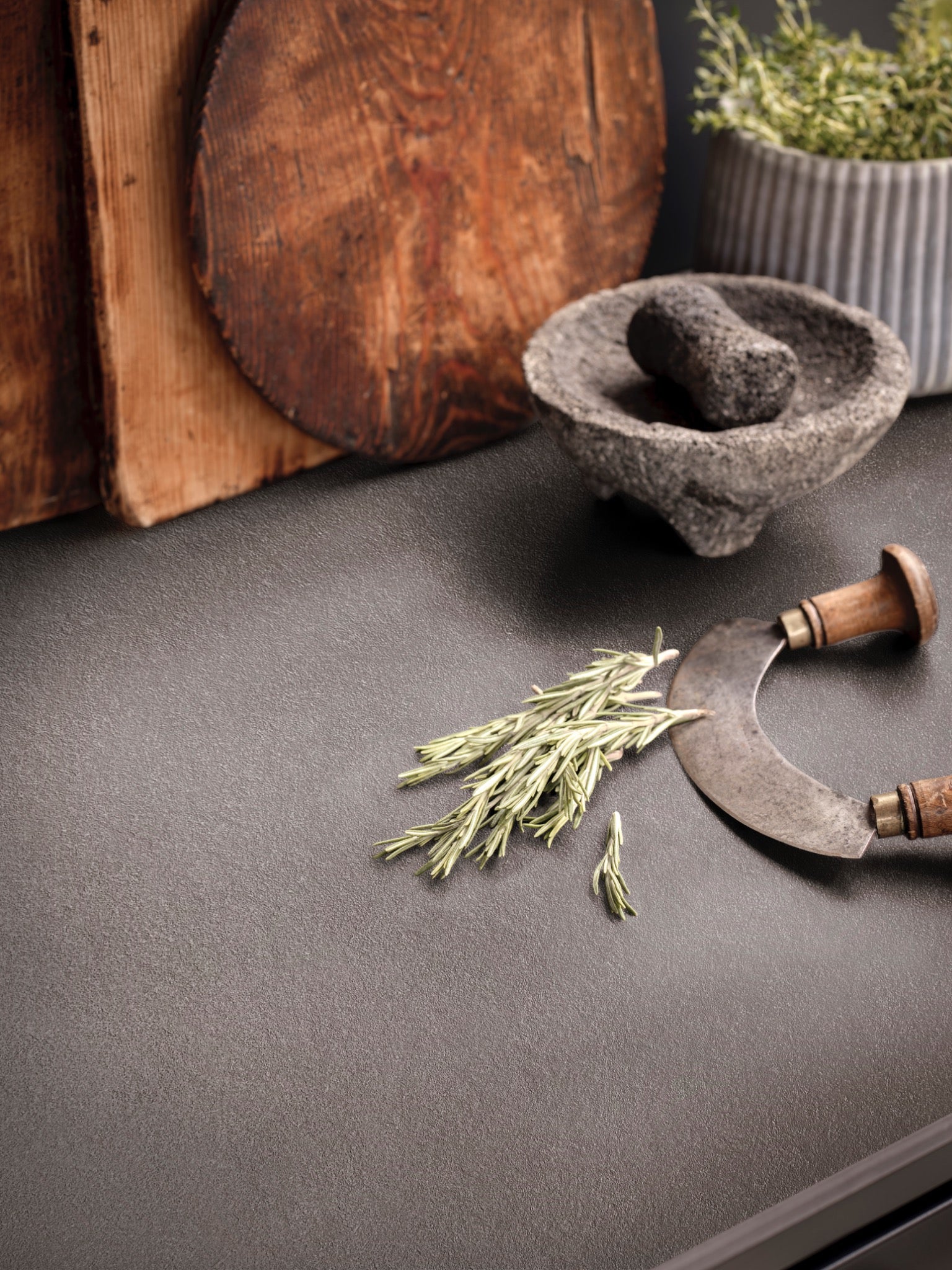 Nero Riverwash Neolith worktop