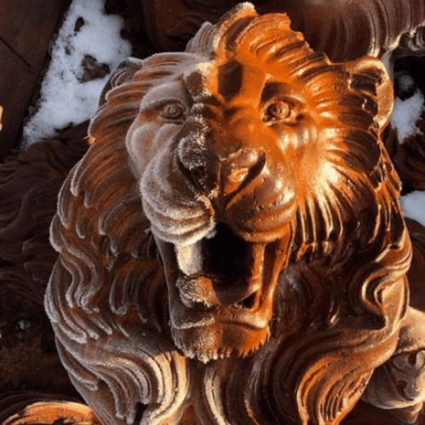 Cast Iron Lion Head Fountain Statue Full