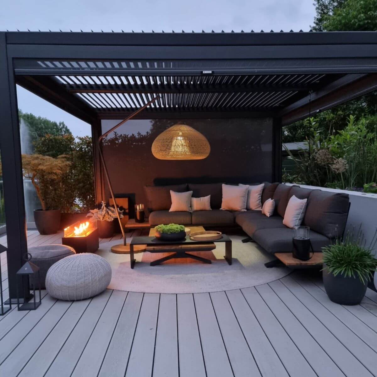 Luxe Electric Louvered Roof LED Aluminium Pergola