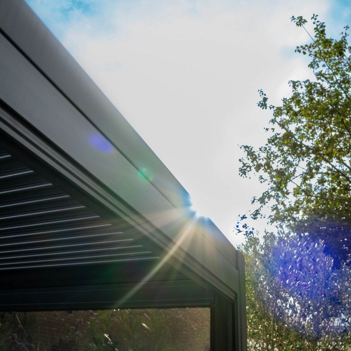 Luxe Electric Louvered Roof LED Aluminium Pergola
