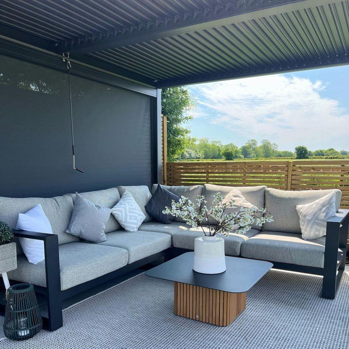 Luxe Manual Louvered Roof LED Aluminium Pergola