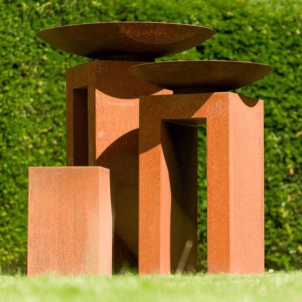 Solidum Corten Plinth - The Solid Foundation Your Garden Features Deserve