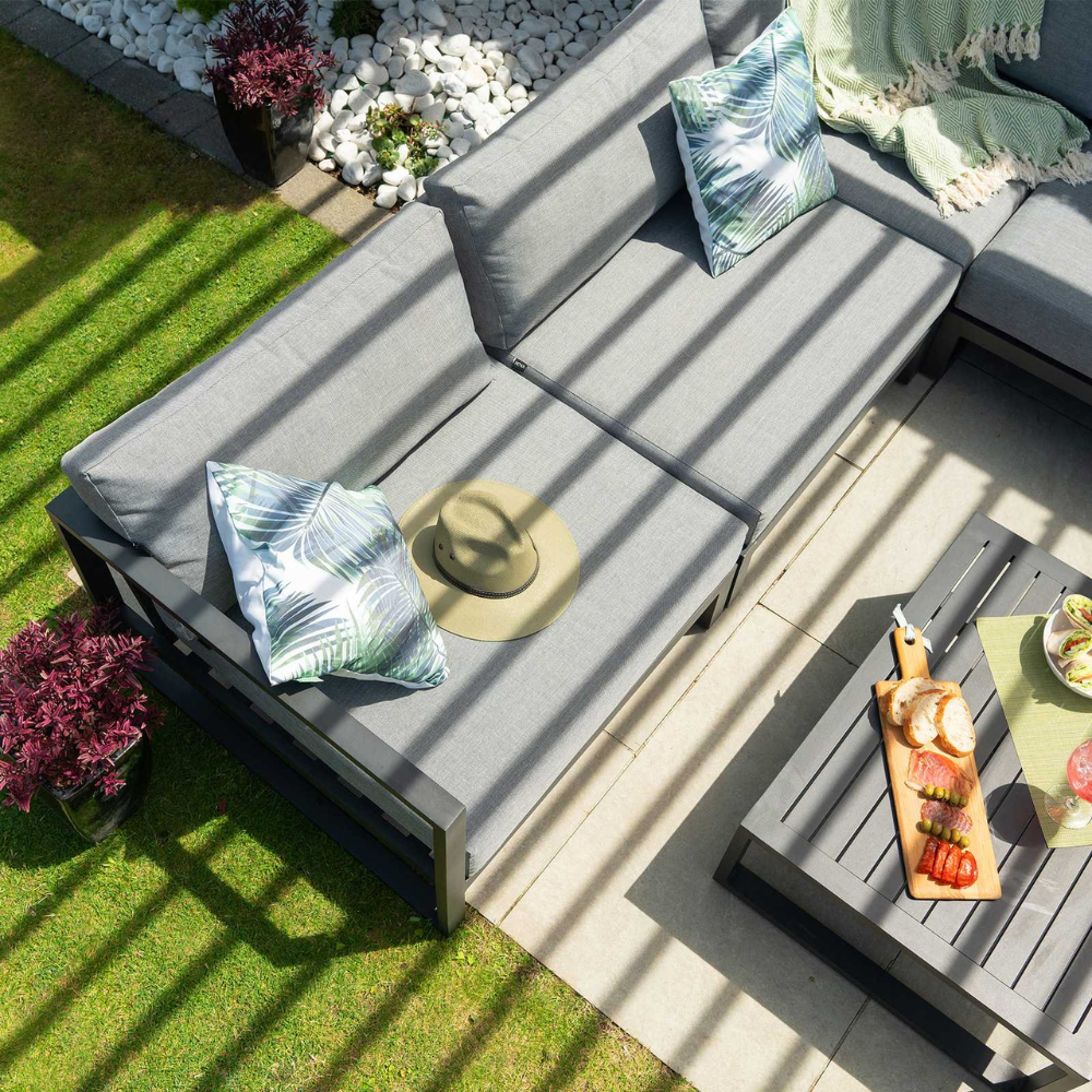 Nova - Titan Aluminium Pergola - 3m Square