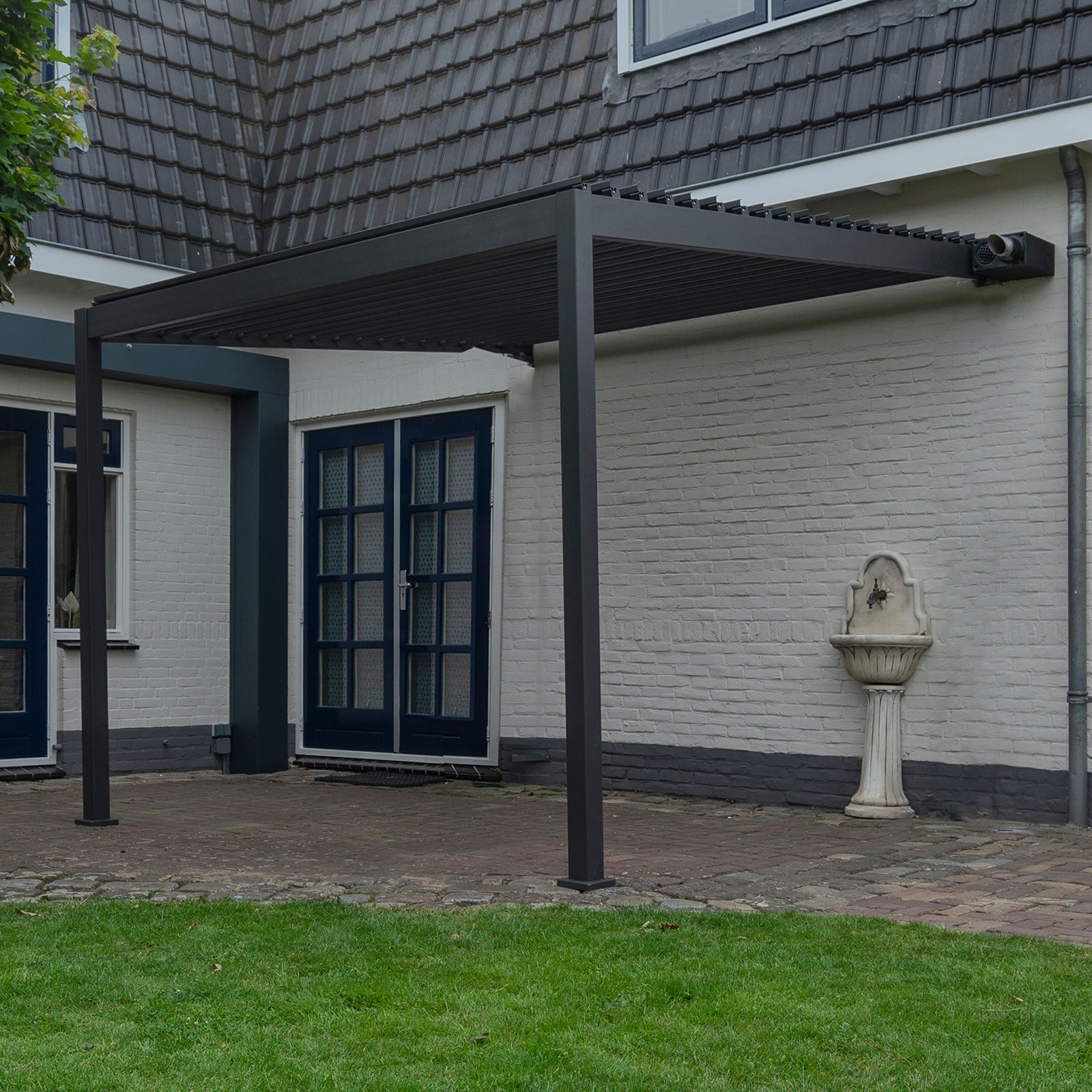 Nova Titan Wall Mounted Pergola