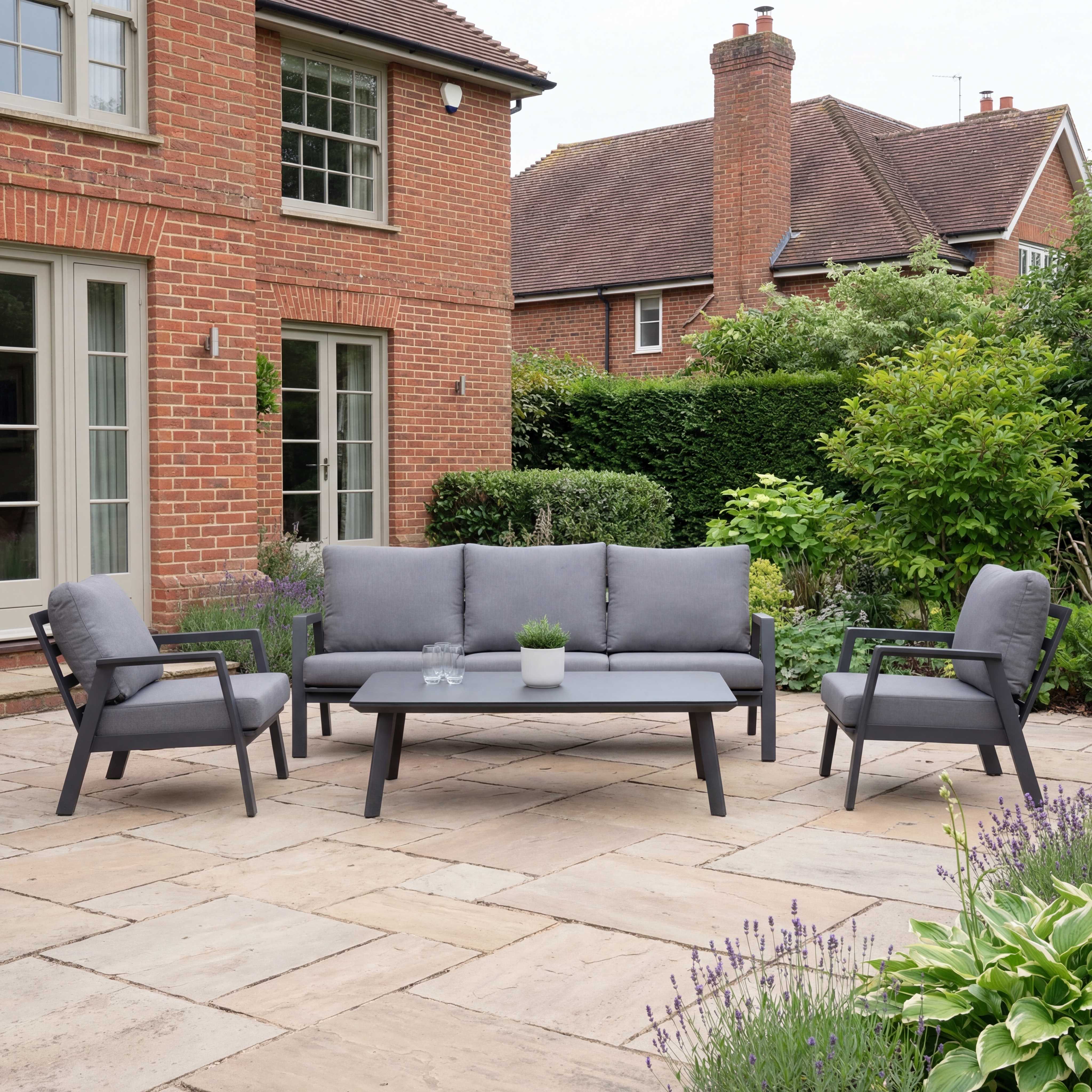 Nova outdoor furniture detail cushions