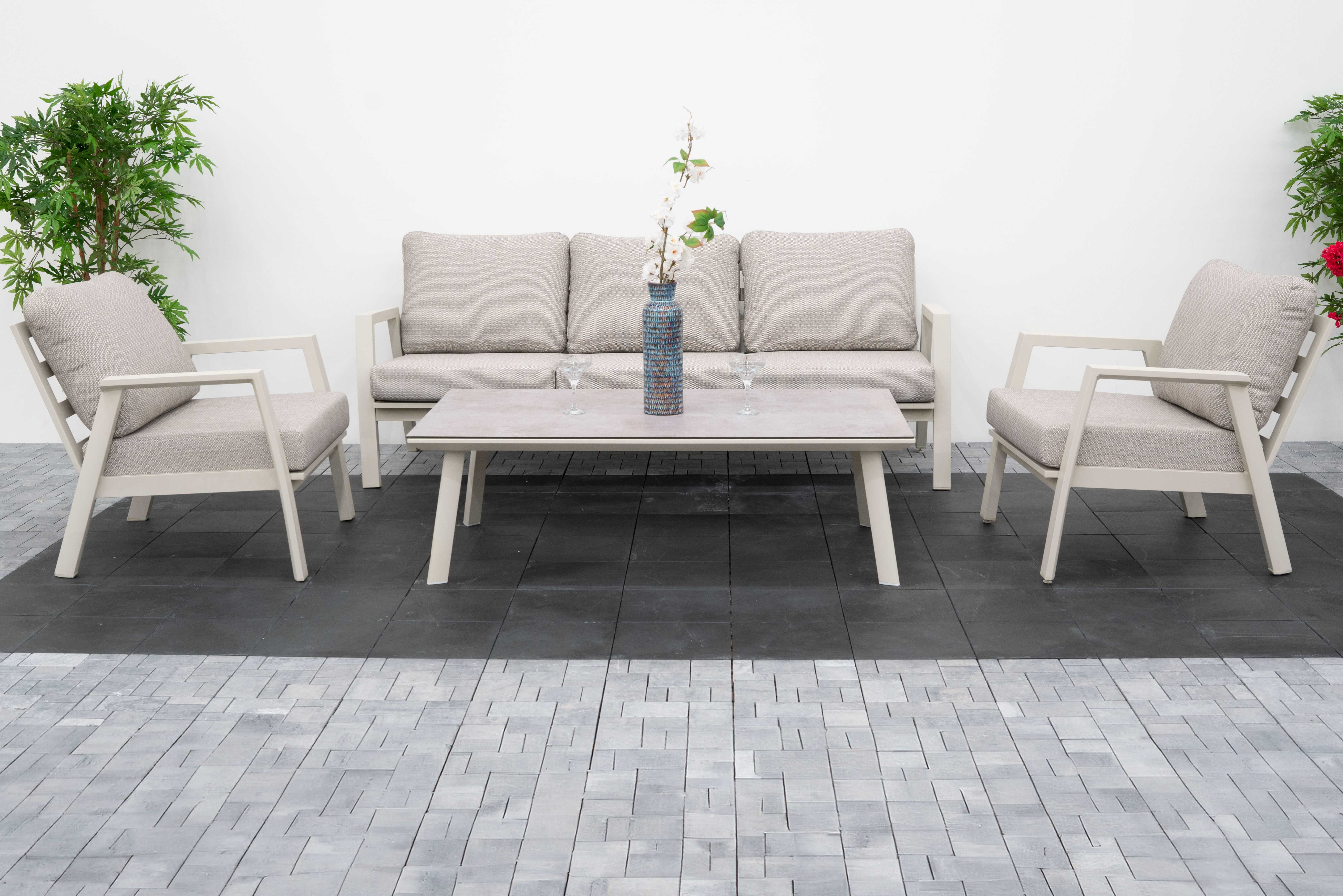 Nova outdoor furniture detail cushions