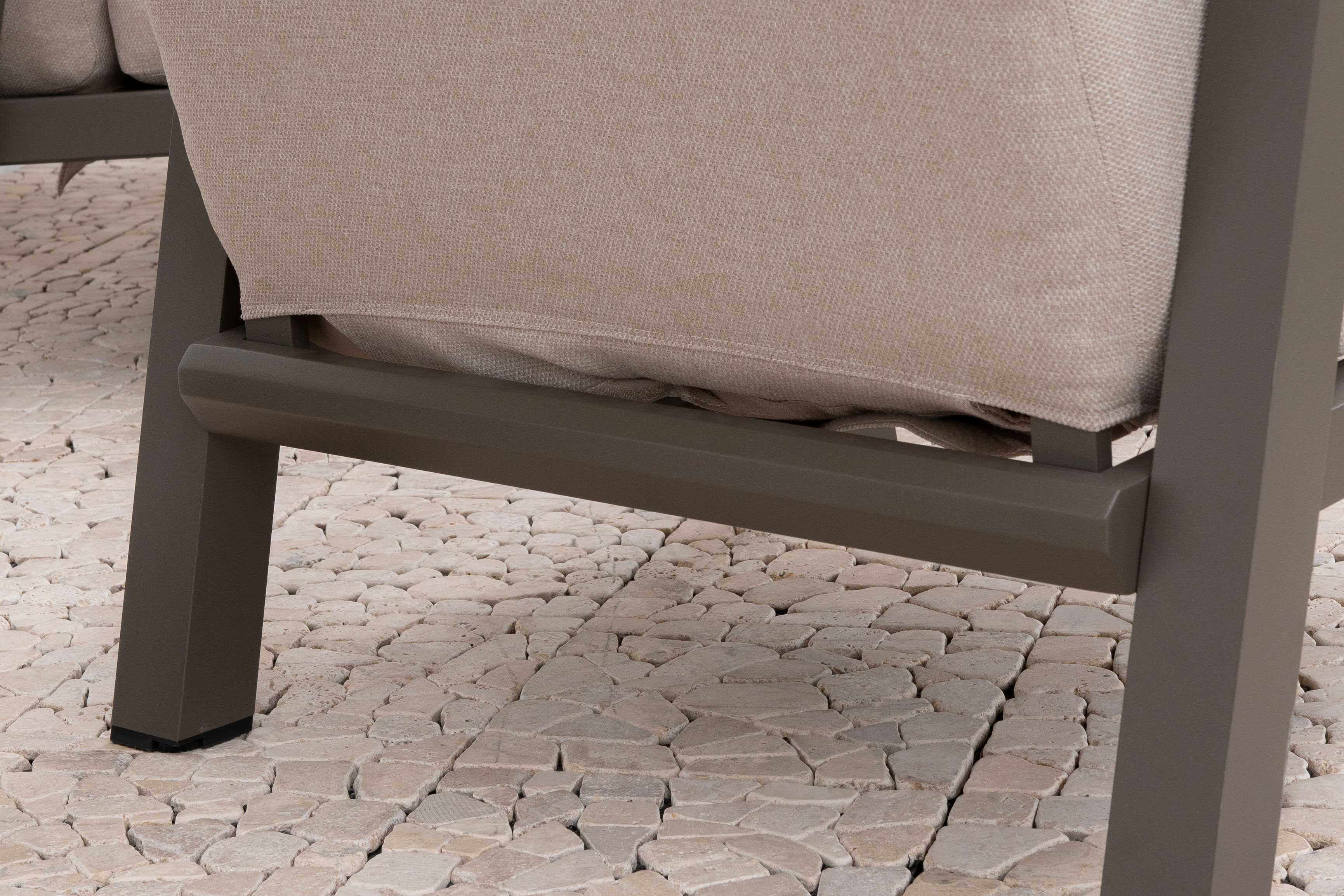 Nova outdoor seating arrangement side view
