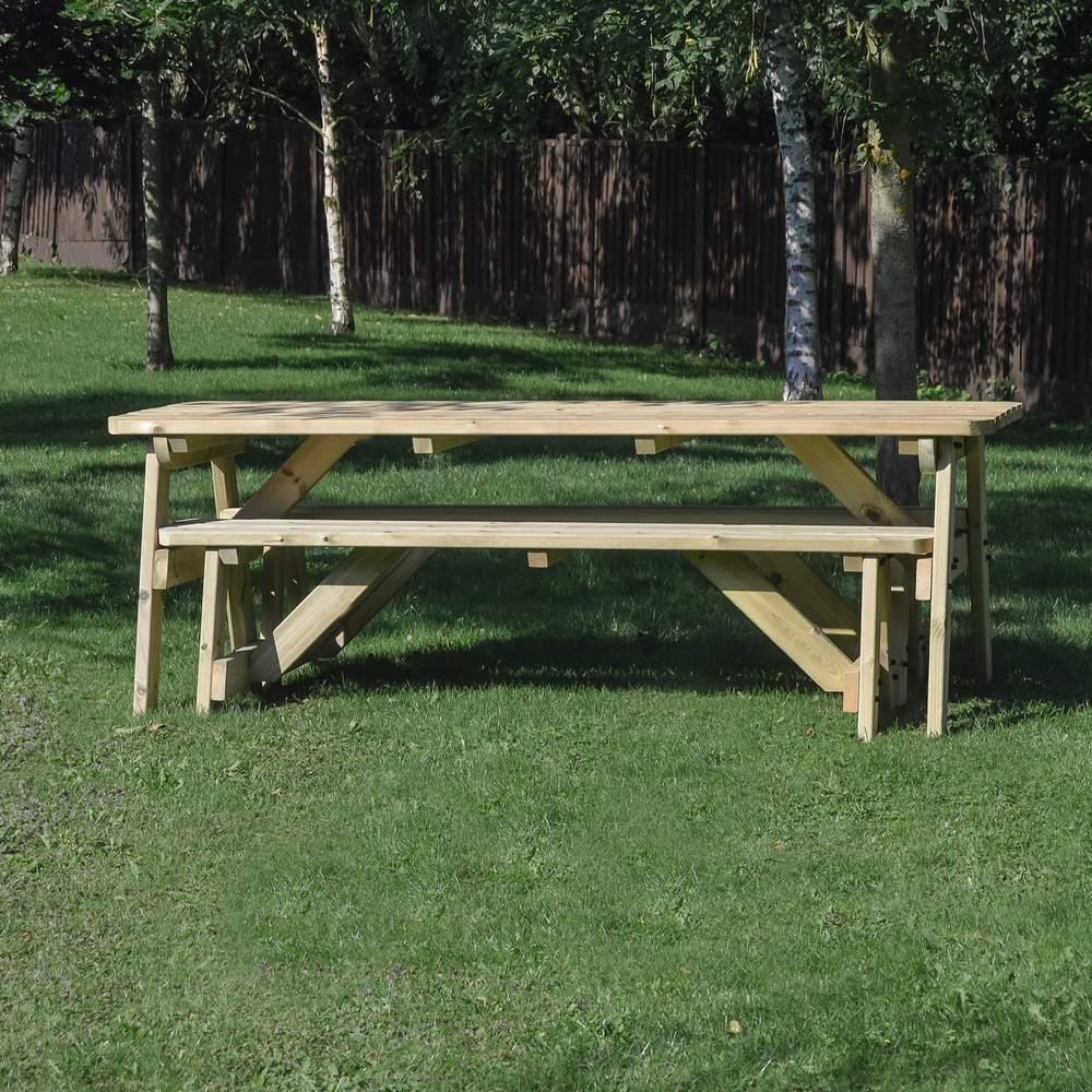 Oakham Picnic Bench