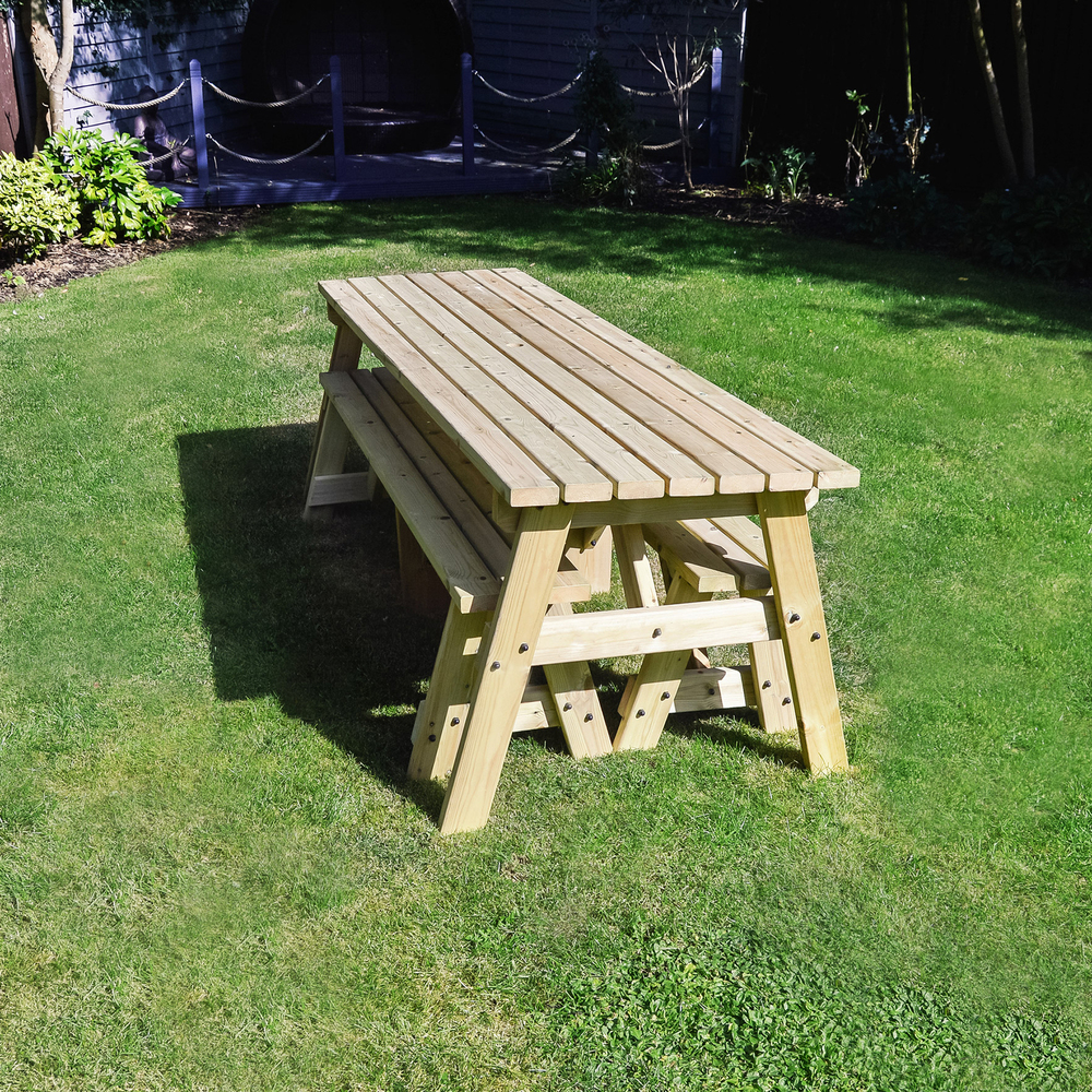 Oakham Picnic Bench