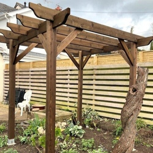 Rustic Brown Garden Pergola 1.8 with fence