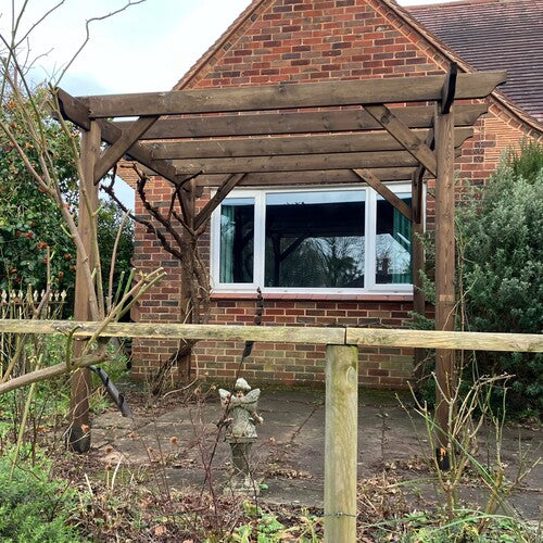 Rustic Brown Garden Pergola 1.8 with House