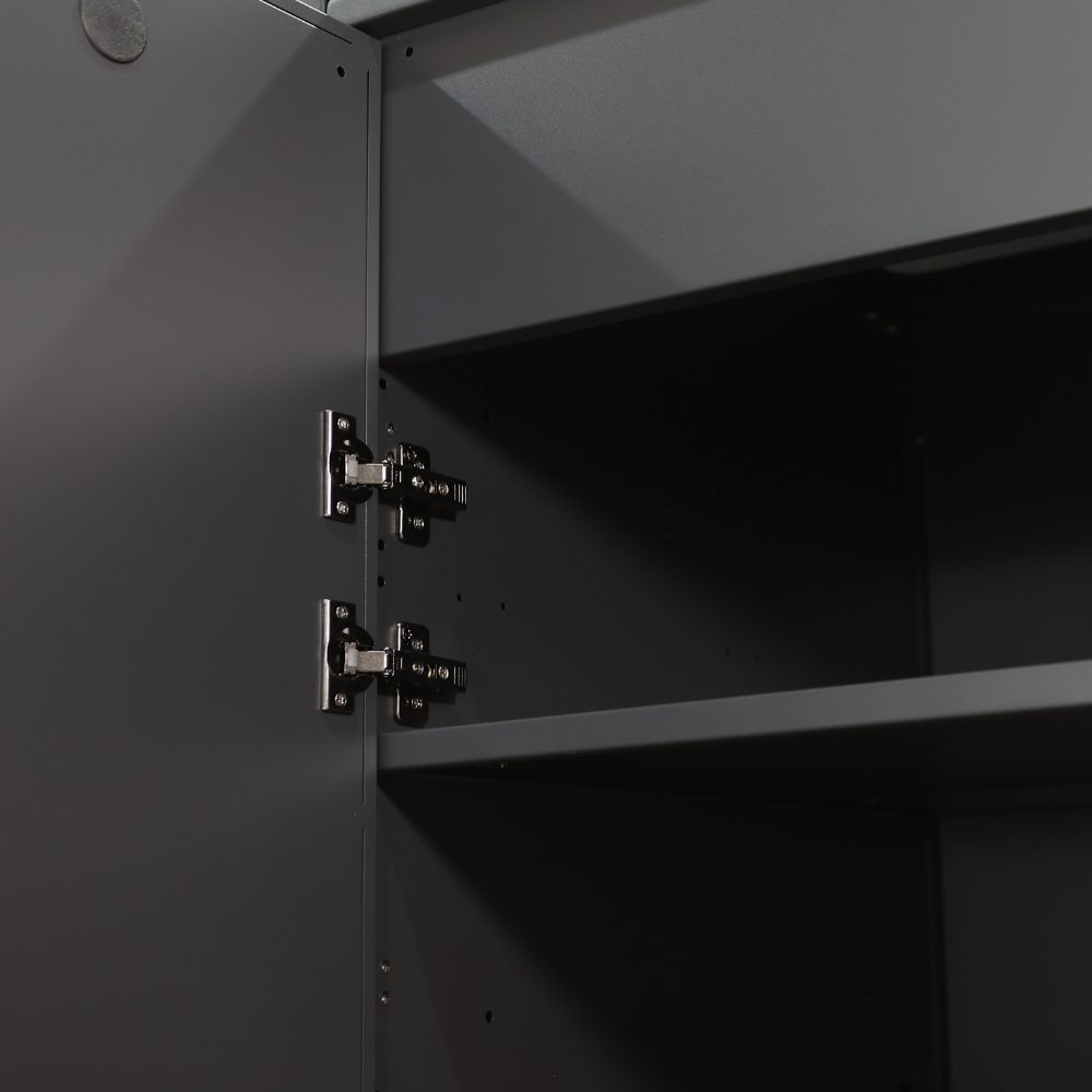 Cabinet door hinges detail