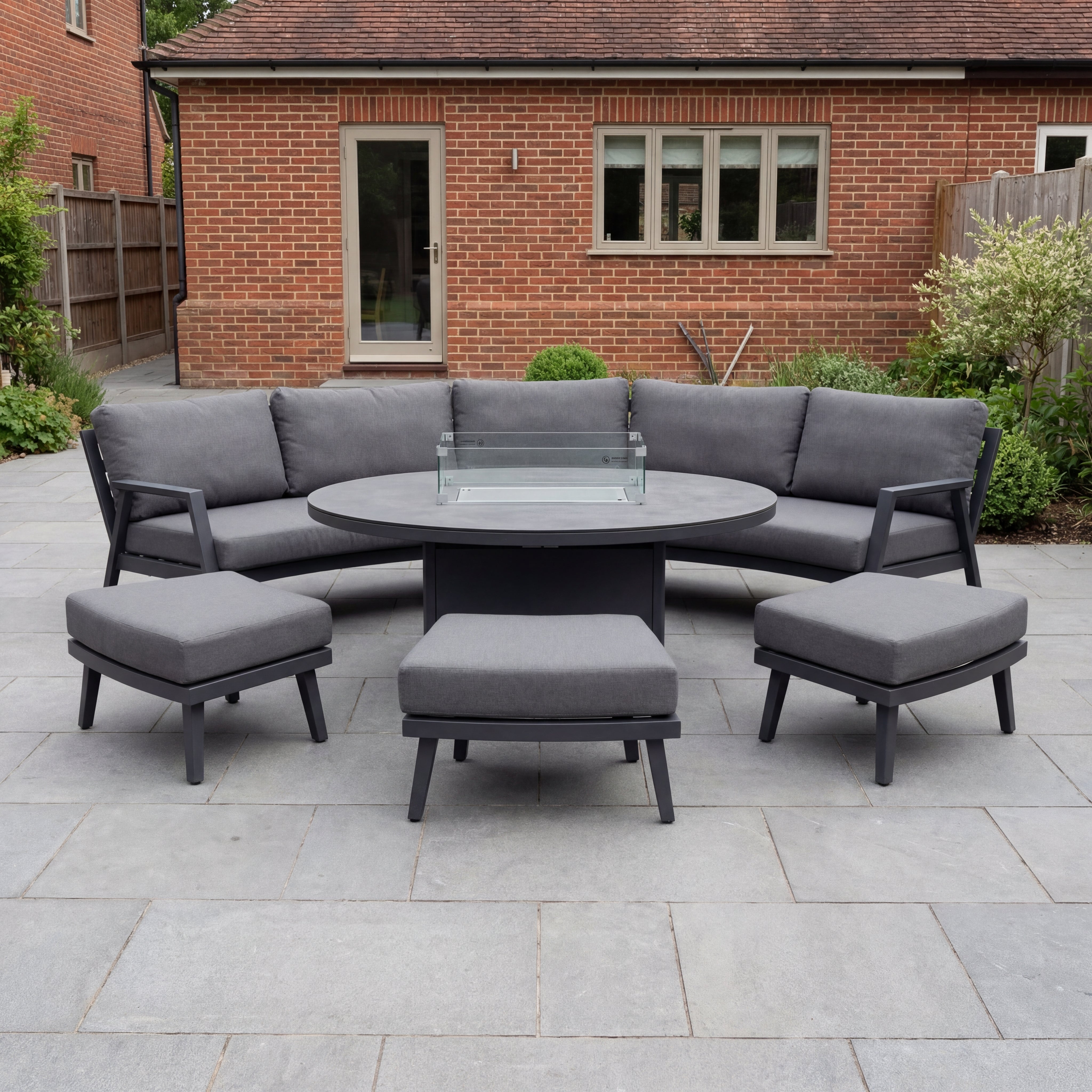 Nova Eleanor side table outdoor