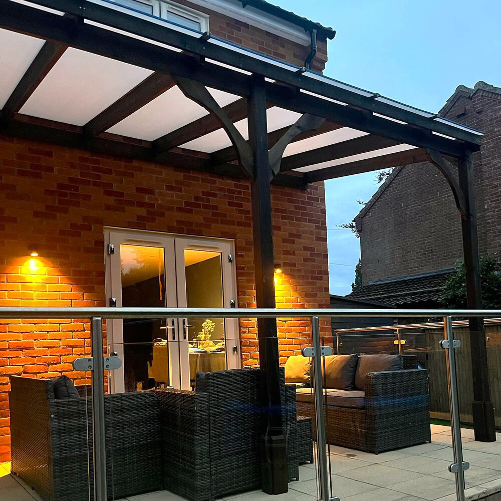 Wall Mounted Wooden Gazebo 2m x 2m